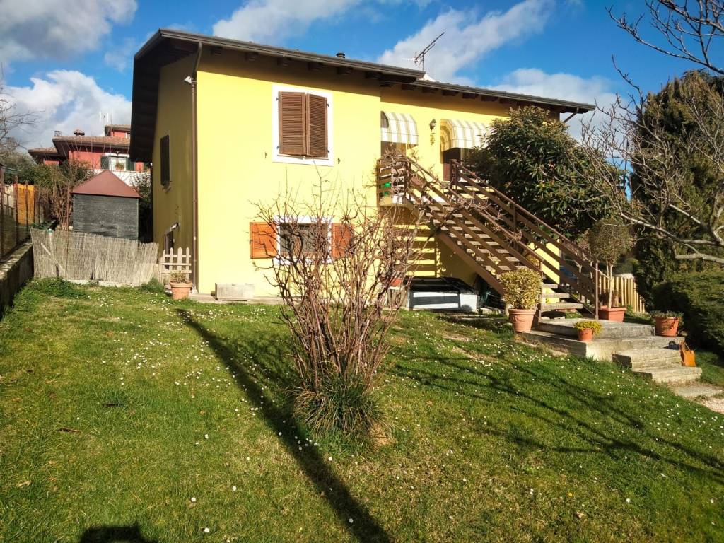 Villa a Nocera umbra in Via Giuseppe Garibaldi - Foto 3