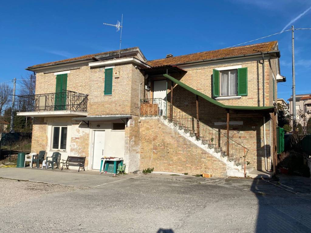Casa indipendente a Monsampolo del tronto in Viale De Gasperi, 2 - Foto 2
