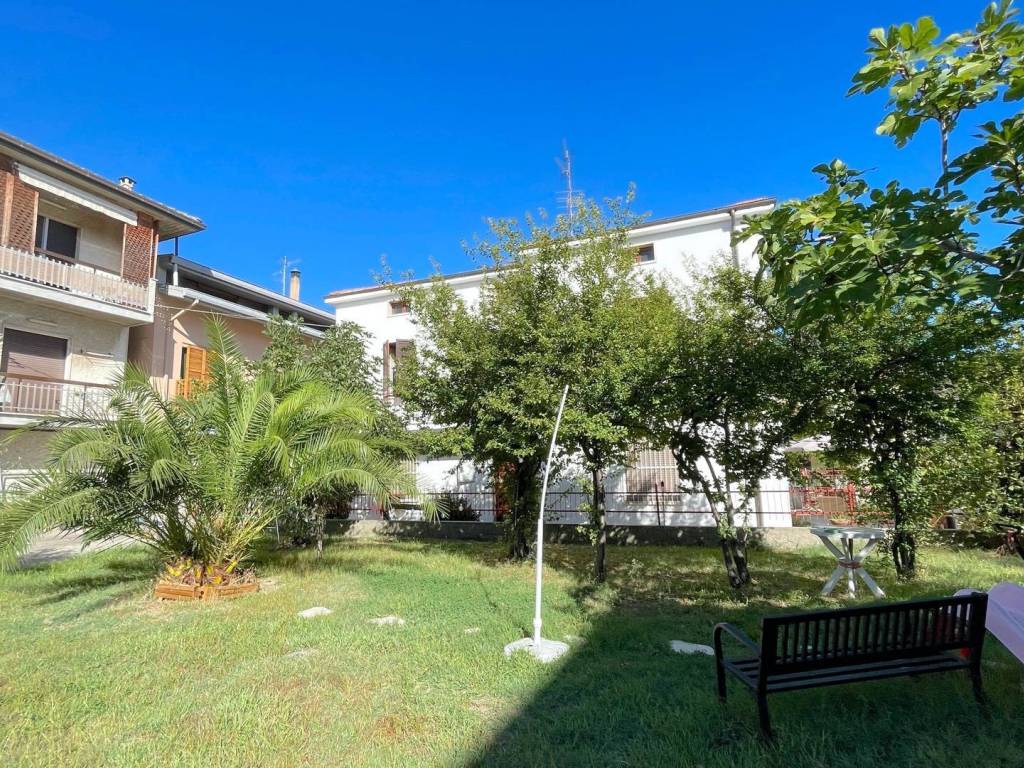 Casa indipendente a Martinsicuro in Via Cesare Battisti, 44 - Foto 3