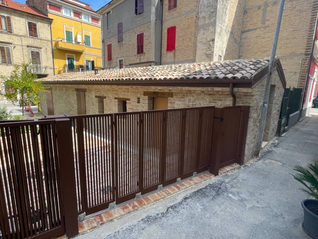 Casa indipendente a San benedetto del tronto in Via Degli Orti - Foto 3