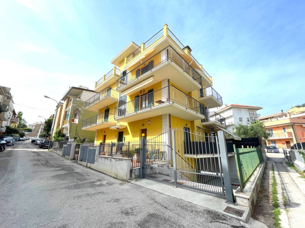 Appartamento a San benedetto del tronto in Via Santa Caterina - Foto 4