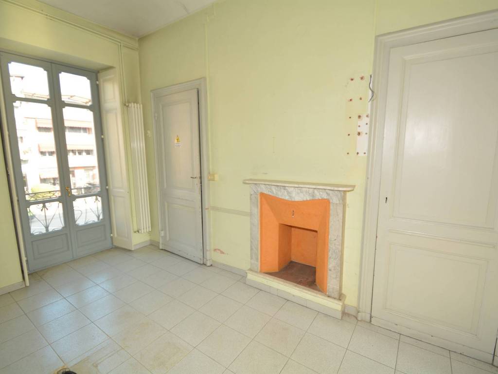 Appartamento a Castelnuovo don bosco in Piazza Dante, 2 - Foto 4