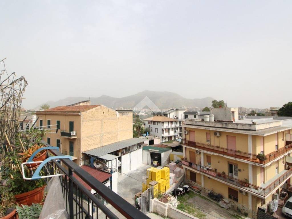 Appartamento a Palermo in Via trabucco, 30 - Foto 2