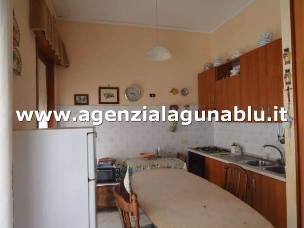 Palazzo / stabile a Mazara del vallo in Via Ferdinando Pompeano - Foto 4