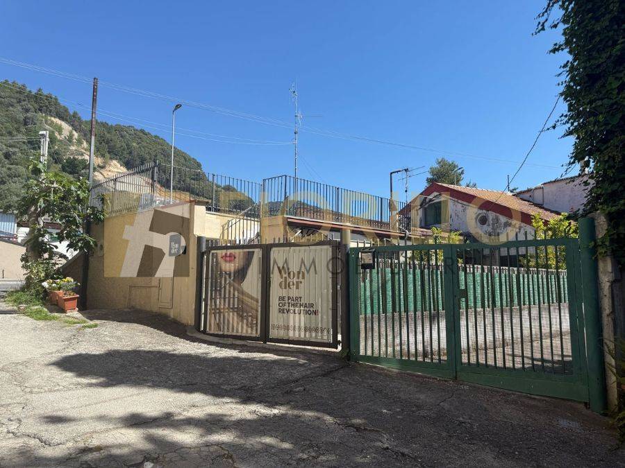 Appartamento a Salerno in Via delle Calabrie - Foto 2
