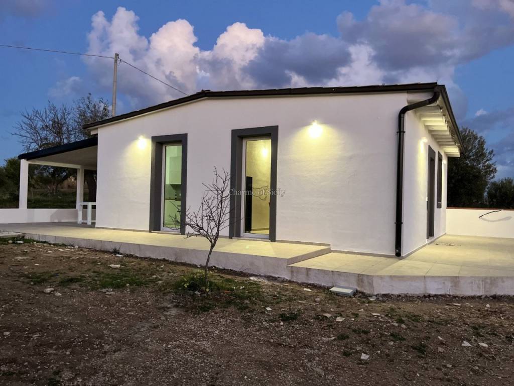 Casa indipendente a Ispica in Via Ucca Marina - Foto 5