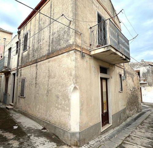 Casa indipendente a Modica in Via Santa Barbara, 38 - Foto 2