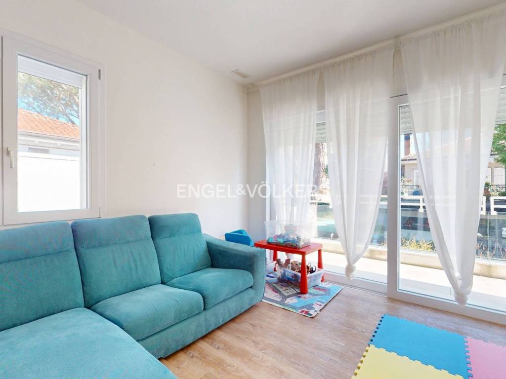 Appartamento a Riccione in Viale Giuseppe Mazzini, 21 - Foto 3