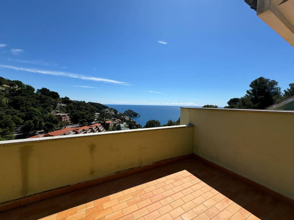 Appartamento a Bergeggi in via dei ginepri, 20 - Foto 2