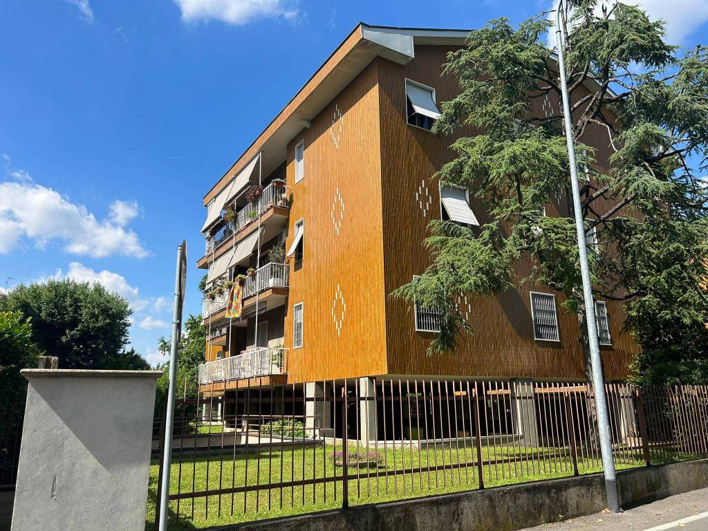 Appartamento a Monza in Via Francesco Guardi, 14 - Foto 2