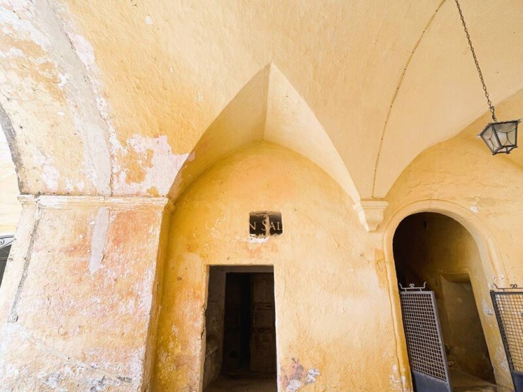 Palazzo / stabile a Ugento in Via Roma - Foto 2