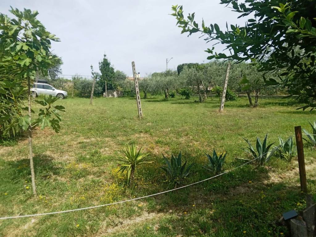 Terreno a San gemini in Via della Stazione - Foto 3