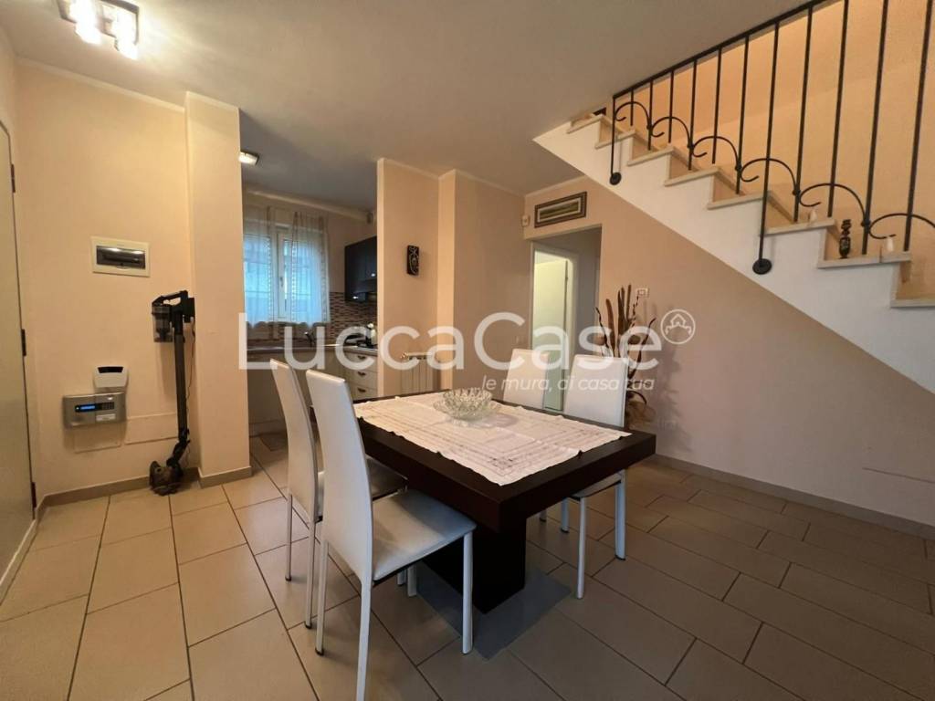 Appartamento a Lucca in Via della Santissima Annunziata, , 38 - Foto 3