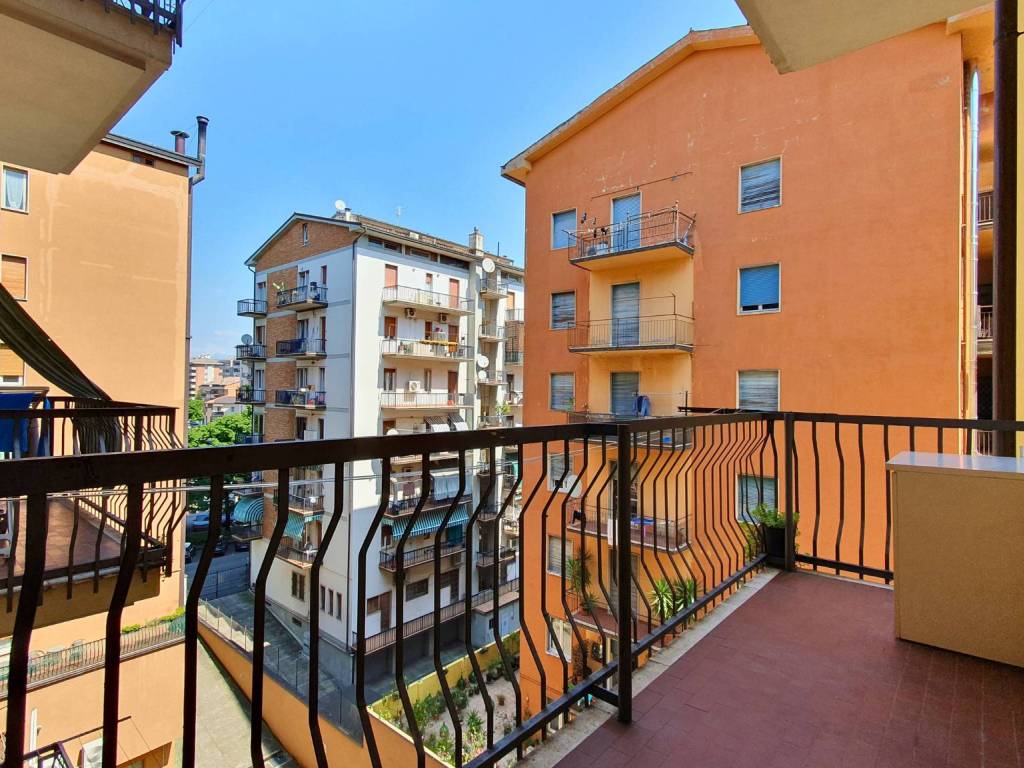 Appartamento a Verona in Piazzale Olimpia, 28 - Foto 4