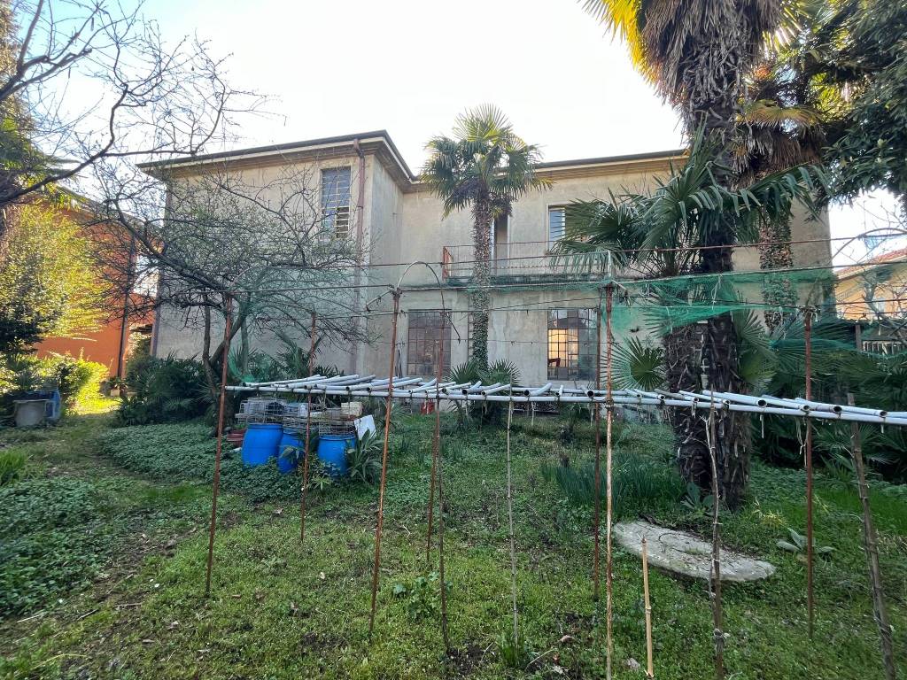 Villa a Busto arsizio in Via Strapera, 5 - Foto 5