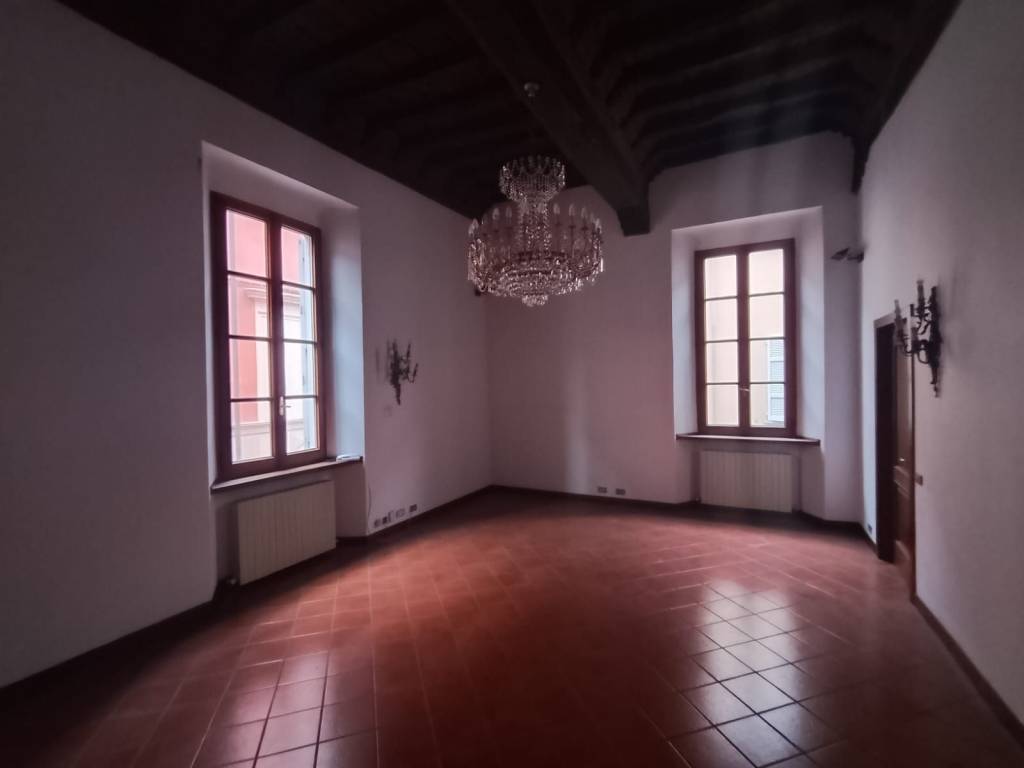 Appartamento a Piacenza in Via Melchiorre Gioia - Foto 2