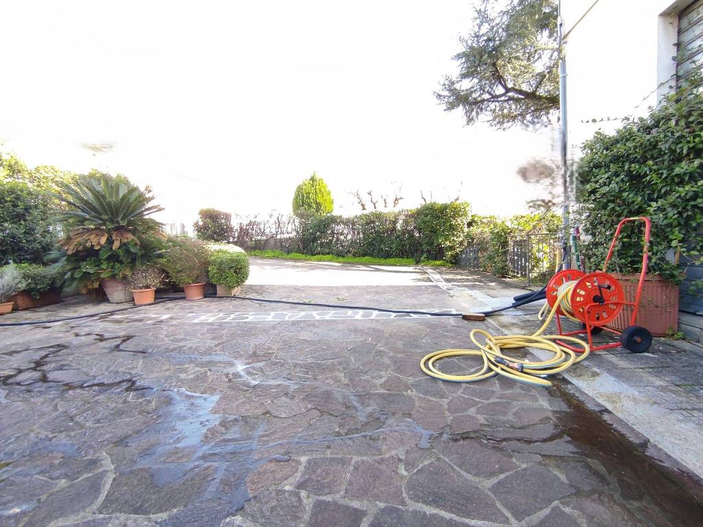 Villa a Pistoia in Via Lucchese - Foto 4