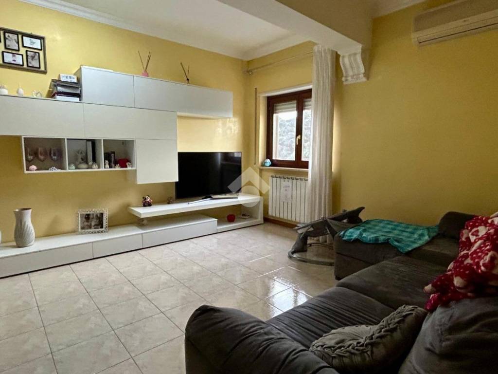 Appartamento a Cosenza in Via Popilia, 198 - Foto 2