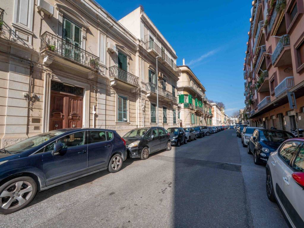 Appartamento a Messina in Via romagnosi 5 - Foto 2
