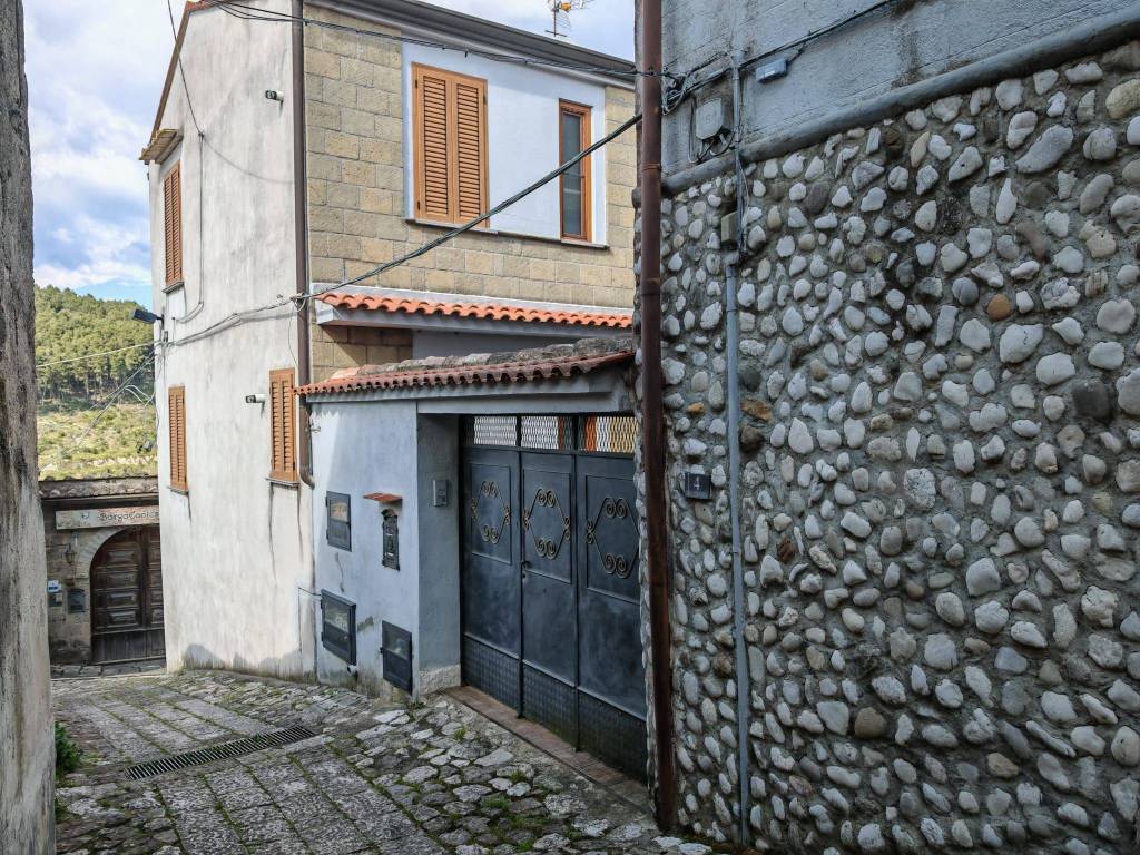 Appartamento a Caserta in Via della Contessa Iolanda, 4 - Foto 2