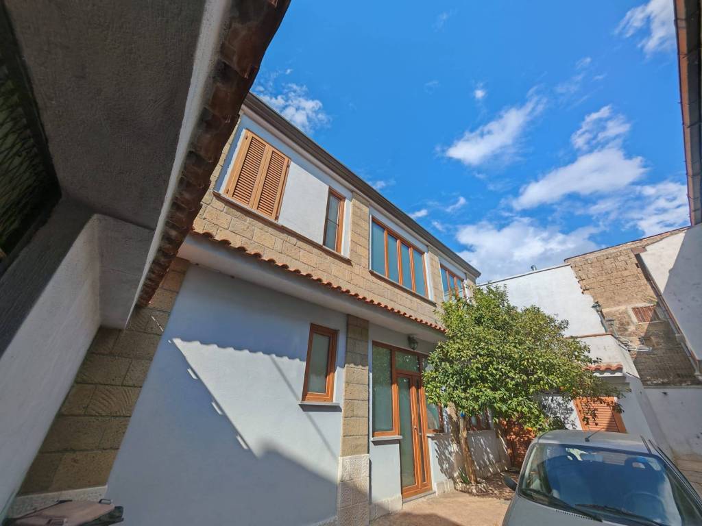 Appartamento a Caserta in Via della Contessa Iolanda, 4 - Foto 3