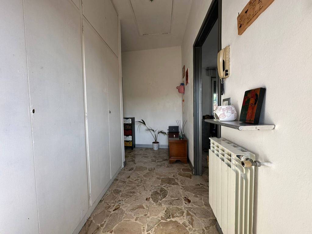 Appartamento a Galbiate in Via Vittorio Veneto, 13 - Foto 2