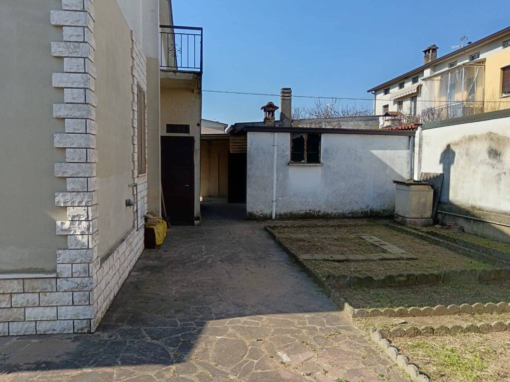 Villa a Ghedi in Via Camillo Benso di Cavour - Foto 4