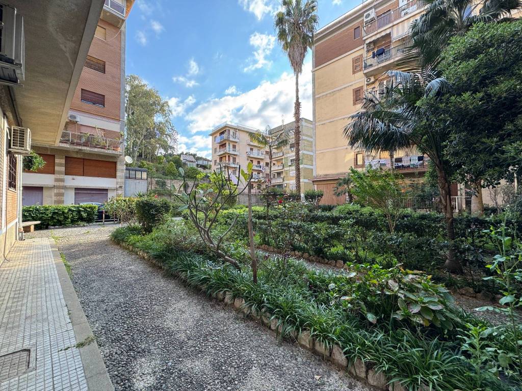 Appartamento a Messina in Vialetto dei Ligustri - Foto 5