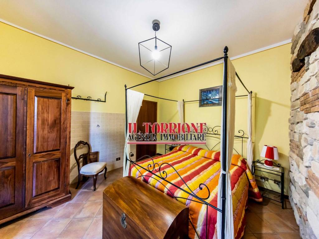 Villa a Pescia in Via di Medicina - Foto 2