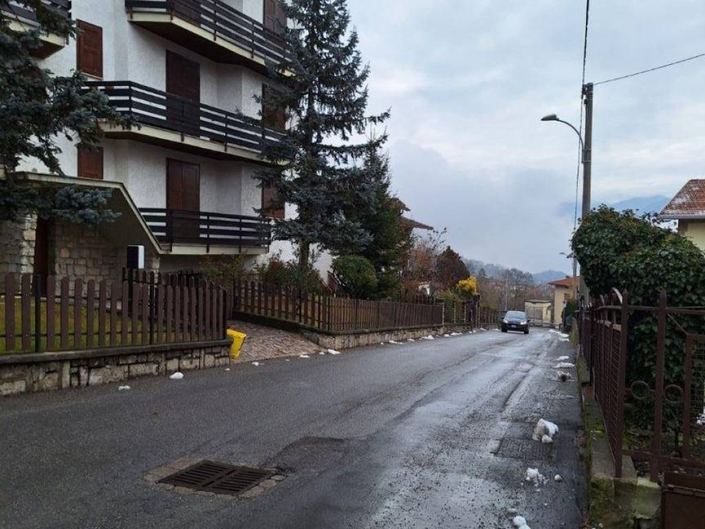 Box / garage a Borno in Via Milano, 5 - Foto 3