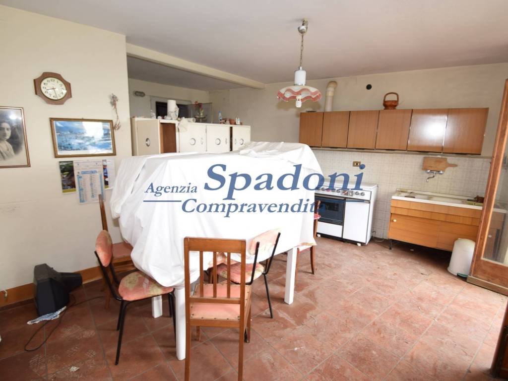 Appartamento a Massa e cozzile in Via del Suffragio - Foto 5
