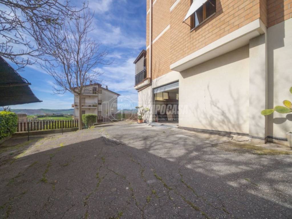 Immobile a Montegranaro in Via Giuseppe di Vittorio - Foto 4