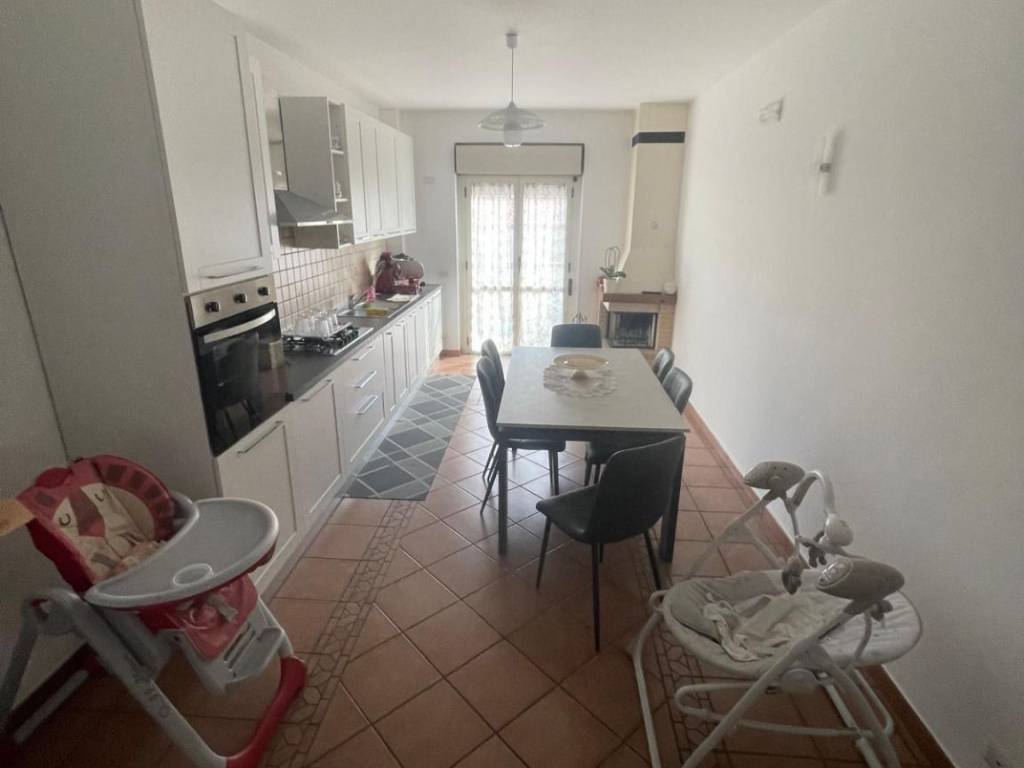 Appartamento a Bianco in Via Giuseppe Garibaldi - Foto 3