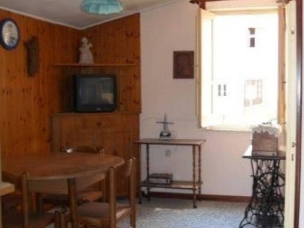 Villa a Bosa in Via Serravalle - Foto 4