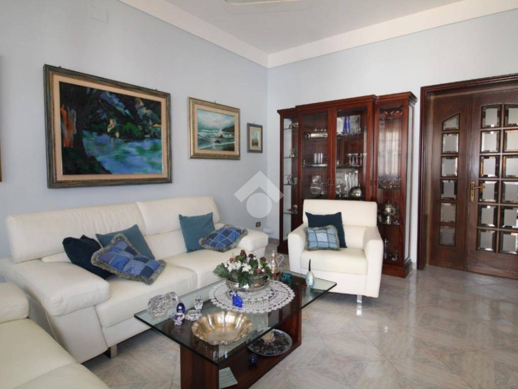 Casa indipendente a Brindisi in Via Stazione, 86 - Foto 5