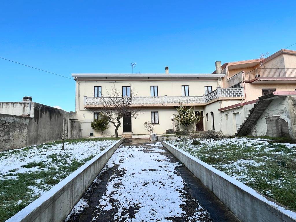 Casa indipendente a Sadali in Via Castellani - Foto 2