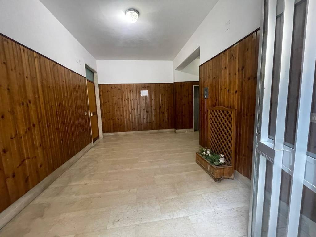 Appartamento a Reggio calabria in Via Santa Caterina Traversa 1 - Foto 2