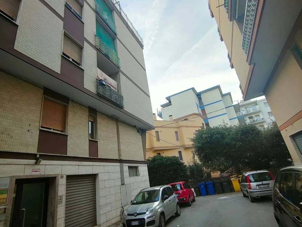 Palazzo / stabile a Chieti in Via Marino da Caramanico, 49 - Foto 3