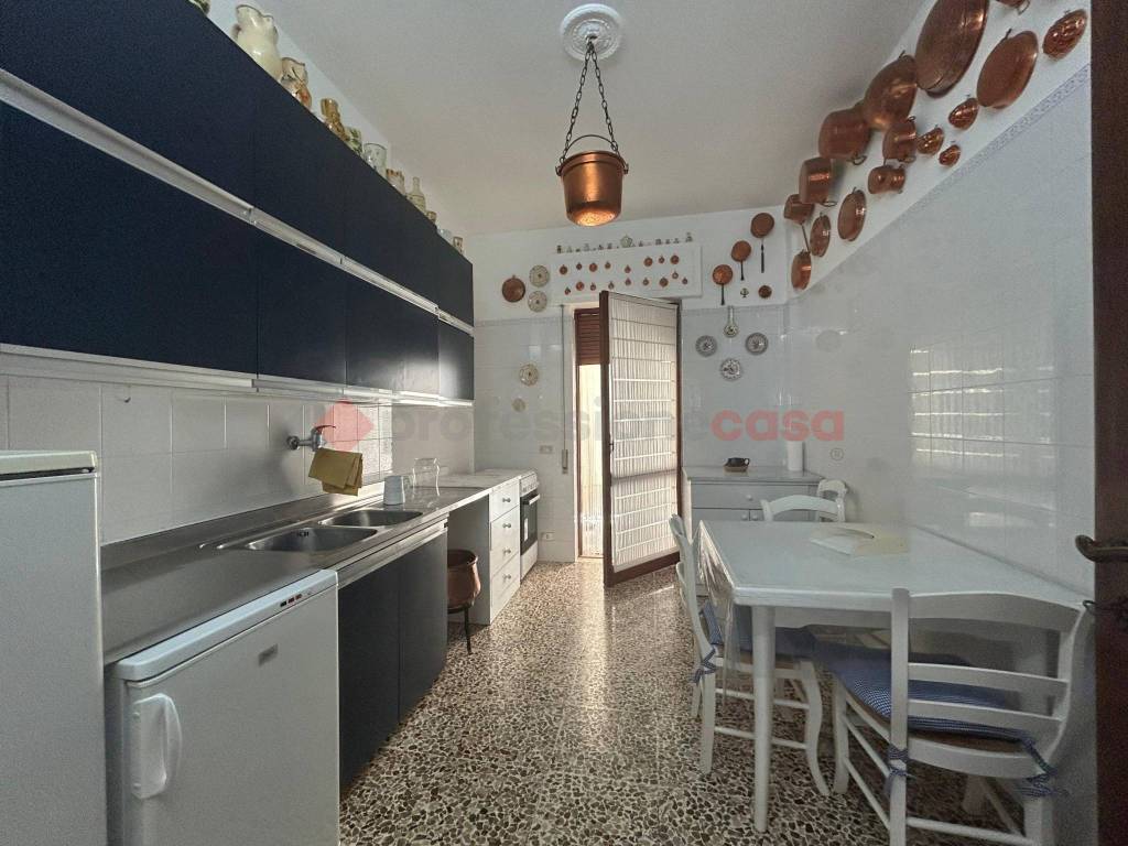 Appartamento a Grottaglie in Via Lazio, 3 - Foto 4