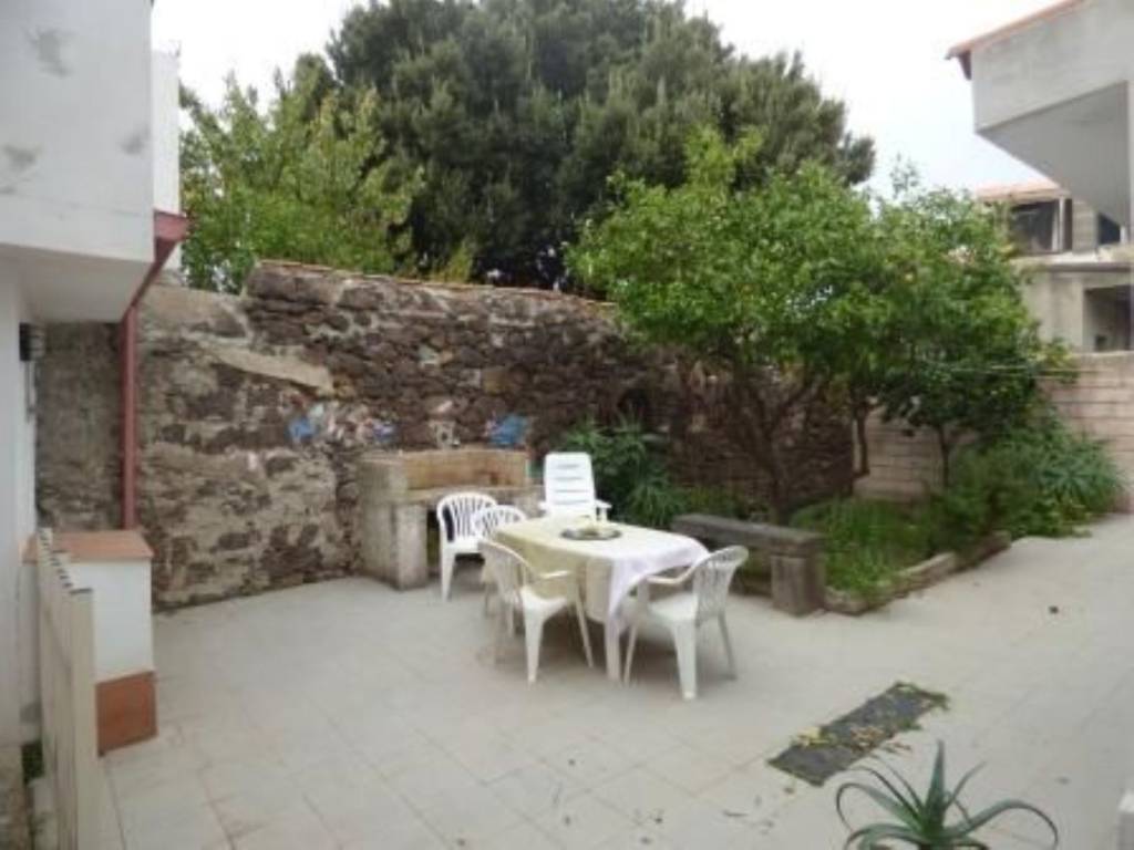 Villa a Flussio in Via Umbert I - Foto 2