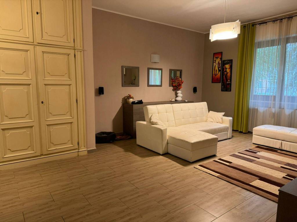 Appartamento a Alessandria in Via Alcide De Gasperi - Foto 2