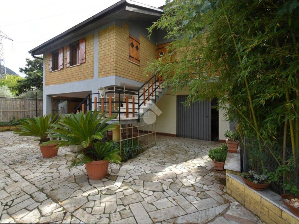 Casa indipendente a Sonnino in Via Valle Fontana - Foto 3