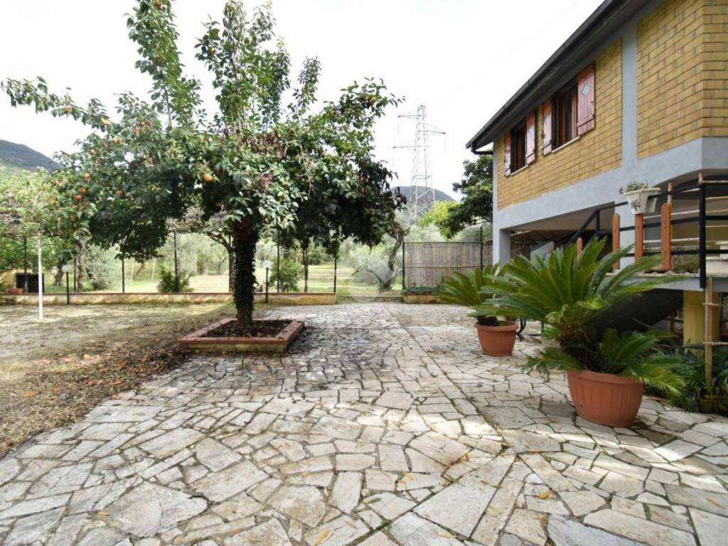 Casa indipendente a Sonnino in Via Valle Fontana - Foto 4
