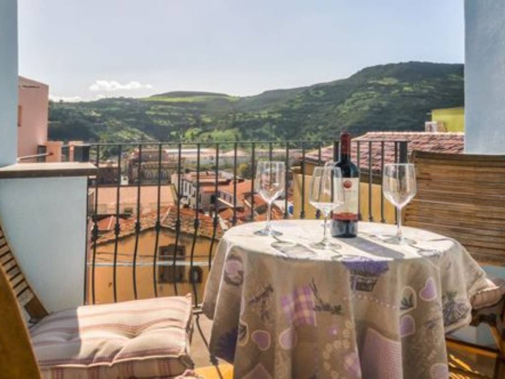 Villa a Bosa in Via Montenegro - Foto 2