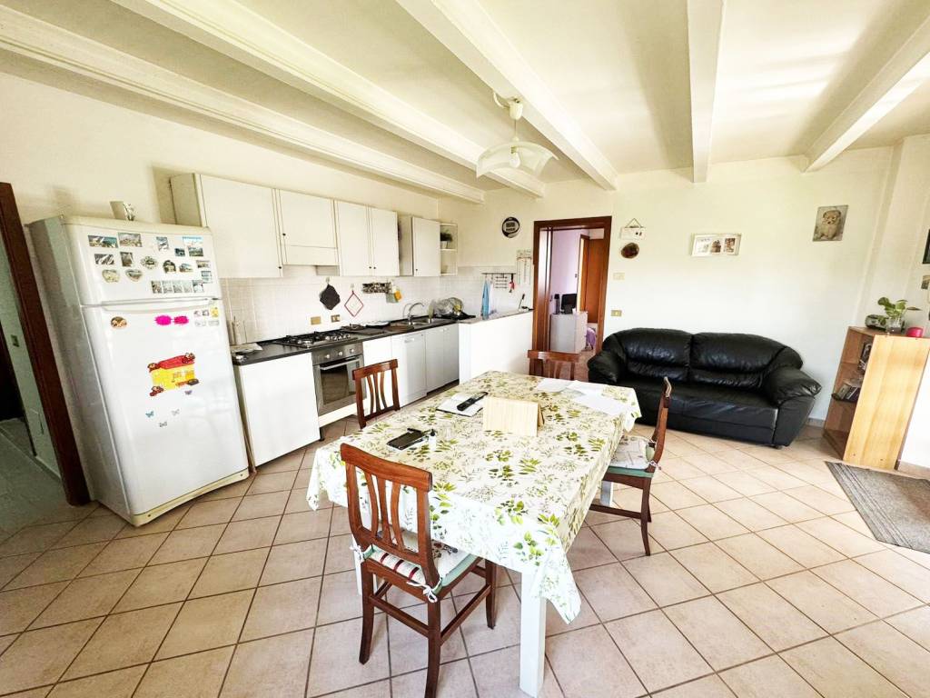 Casa indipendente a Trecastelli in Via San Giovanni, 4 - Foto 3