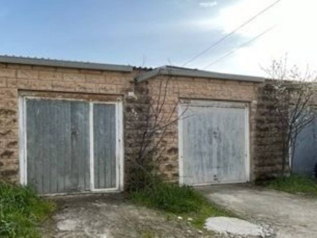 Palazzo / stabile a Tresnuraghes in Via giovanni spanu - Foto 2