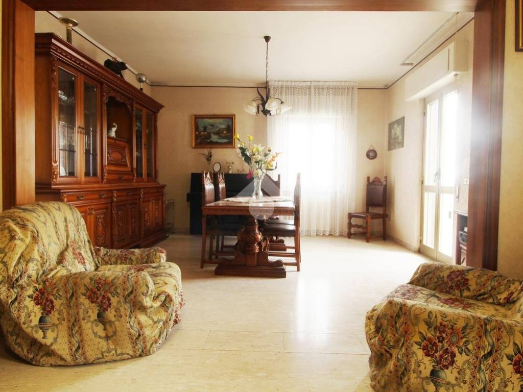 Casa indipendente a Teramo in V.le Europa, 58 - Foto 3