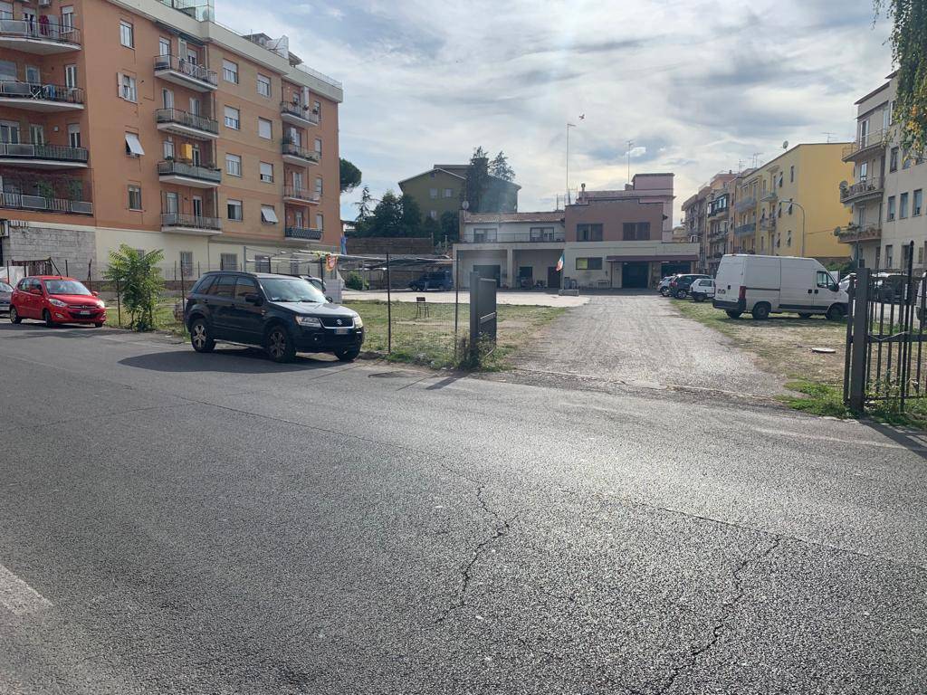 Terreno a Viterbo in Via Igino Garbini - Foto 4