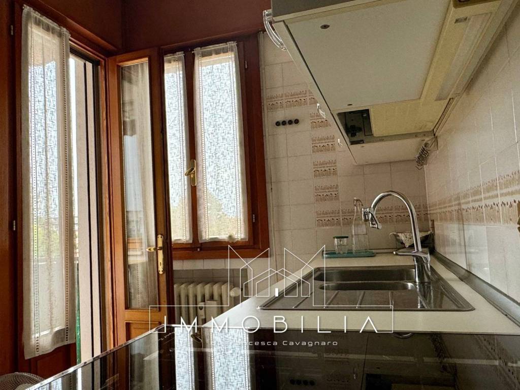 Appartamento a Venezia in Via Dante Alighieri, 42 - Foto 2