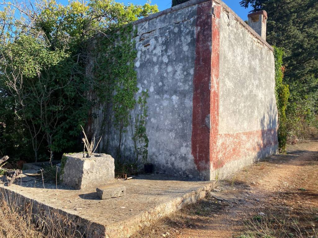 Rustico / casale a Ceglie messapica in C/da Sacramento s.n.c - Foto 4
